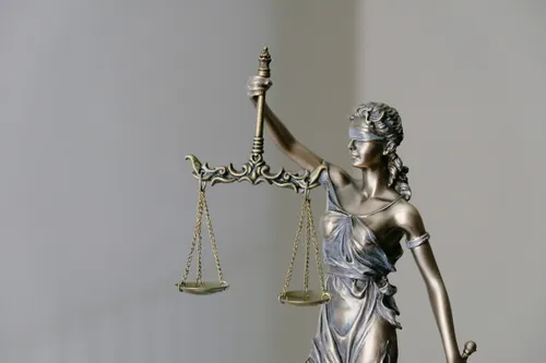 tingey-injury-law-firm-yCdPU73kGSc-unsplash droit international